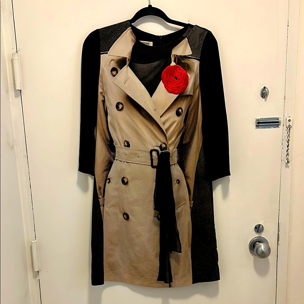 Moschino Chic Dress with a Print